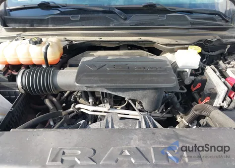 2019 Ram 1500 Big Horn/Lone Star 4X4 5'7 Box из США, поврежденный, VIN 1C6RRFFG2KN696717